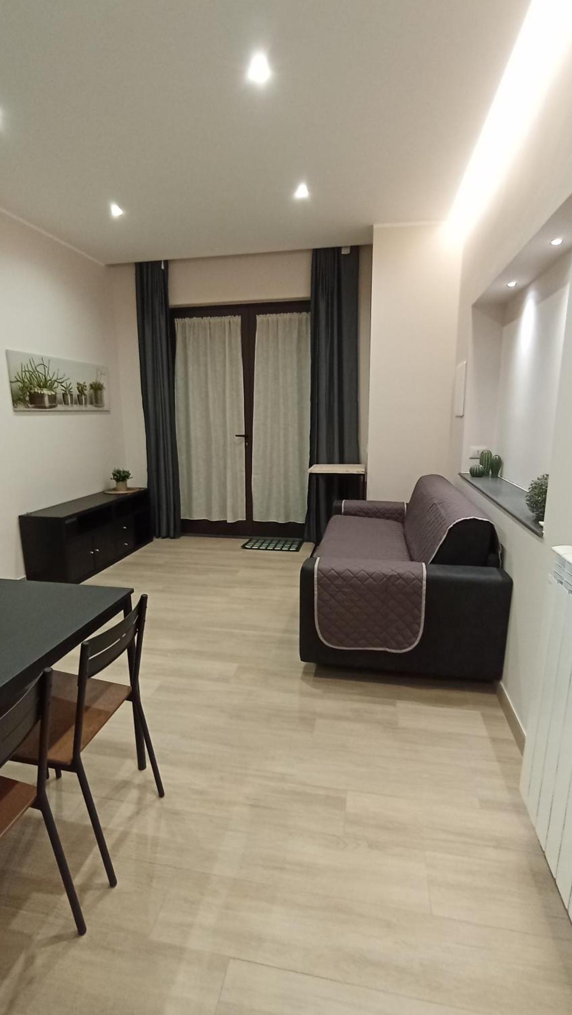 Gelsonero Apartments Ragalna Eksteriør bilde
